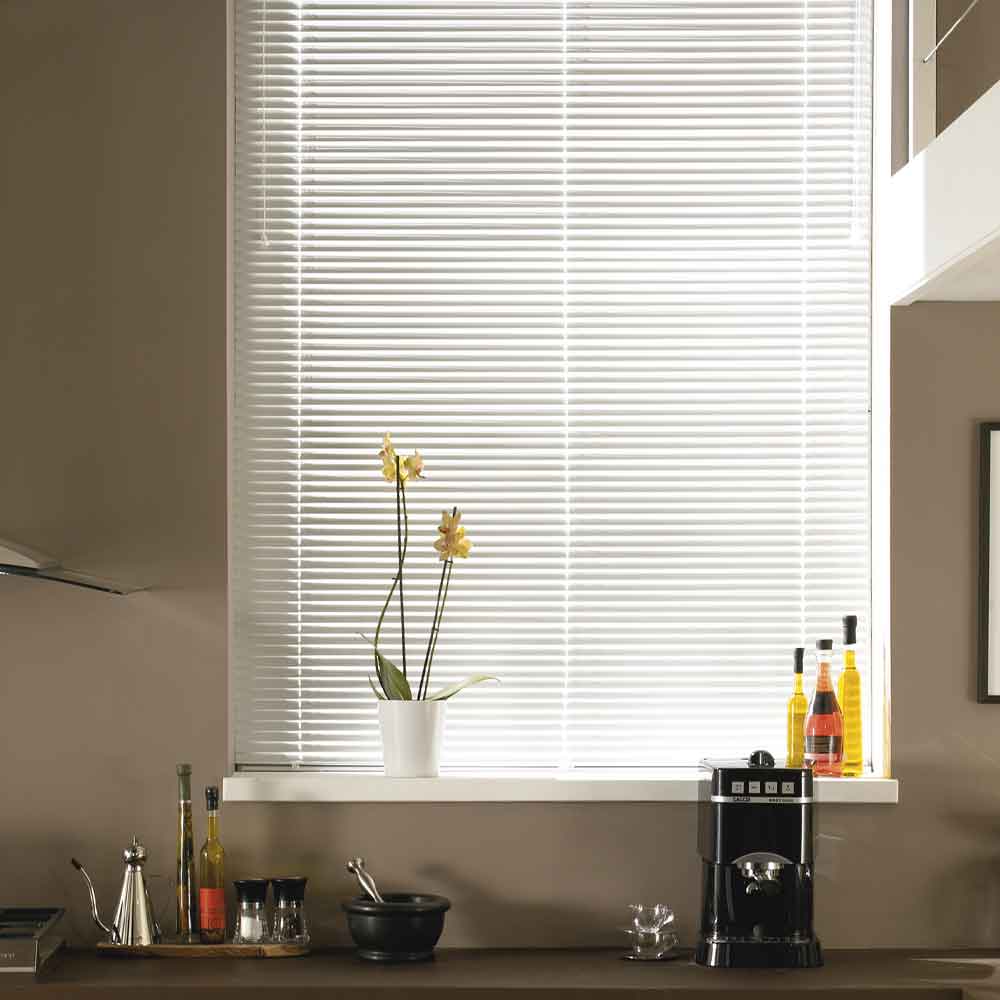 Venetian blinds in Swansea
